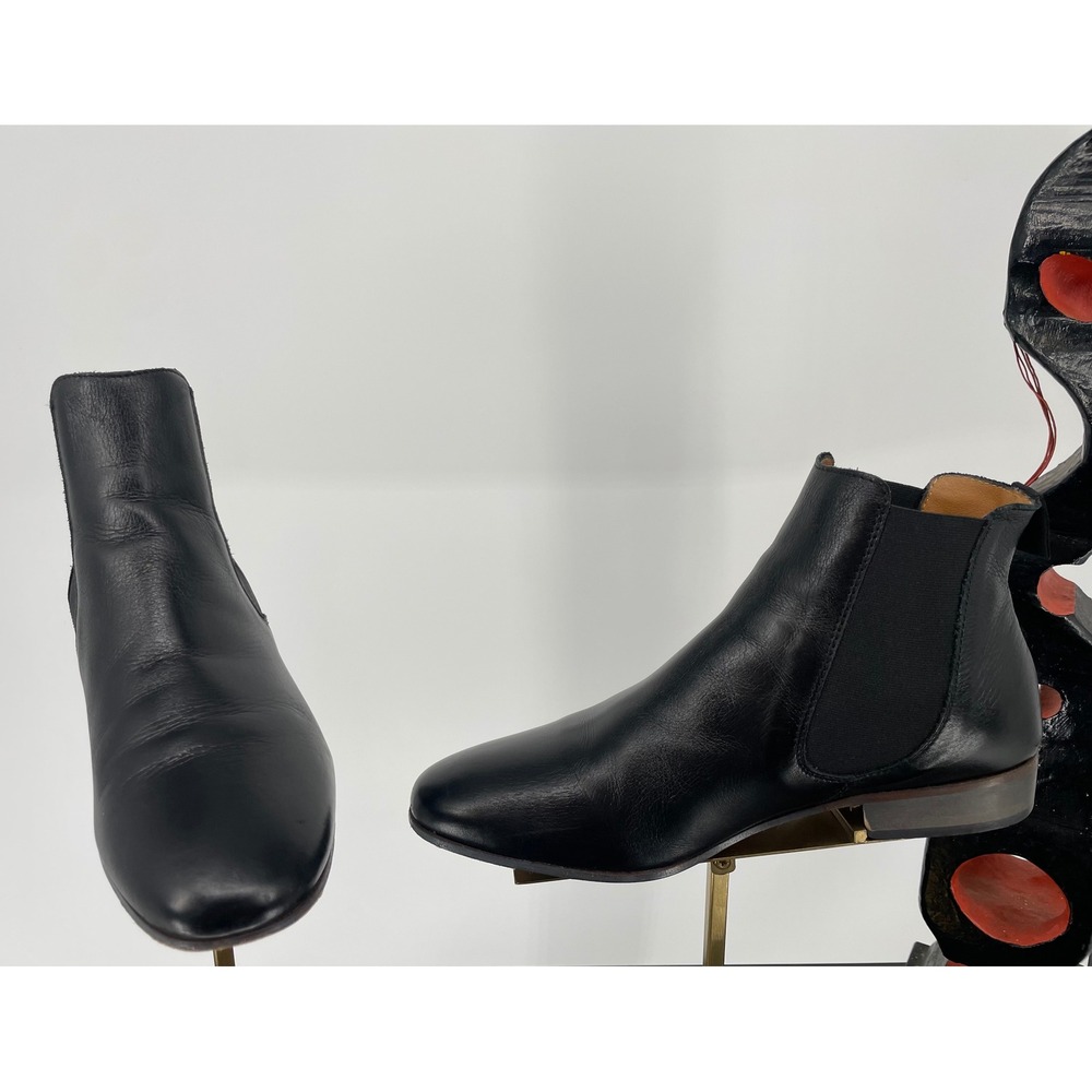 Boemos Black Leather Chelsea Ankle Boots EU 39 sz 8.5 Made in Italy quiet luxury